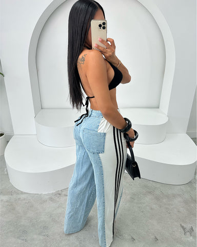 3 Stripes Denim Stretchy Jeans (White) 3 Stripes Denim Stretchy Jeans (White)
