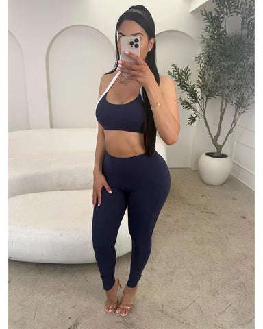 Navy Outlined Fitness Set