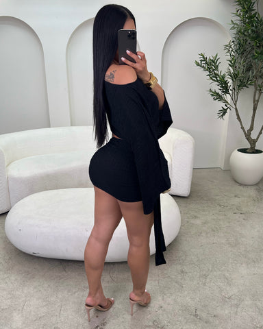 Noir Kiss Skirt Set