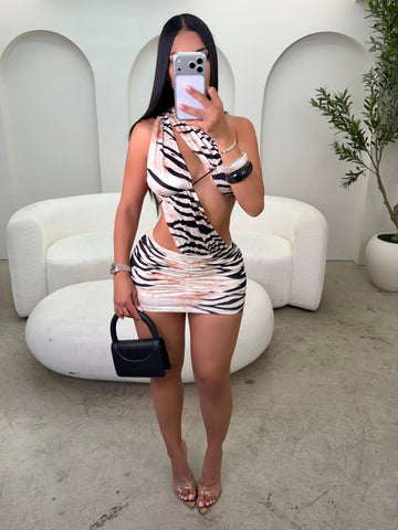 Wild Mirage Cutout Mini