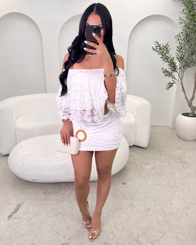 Bella Vita Lace Set