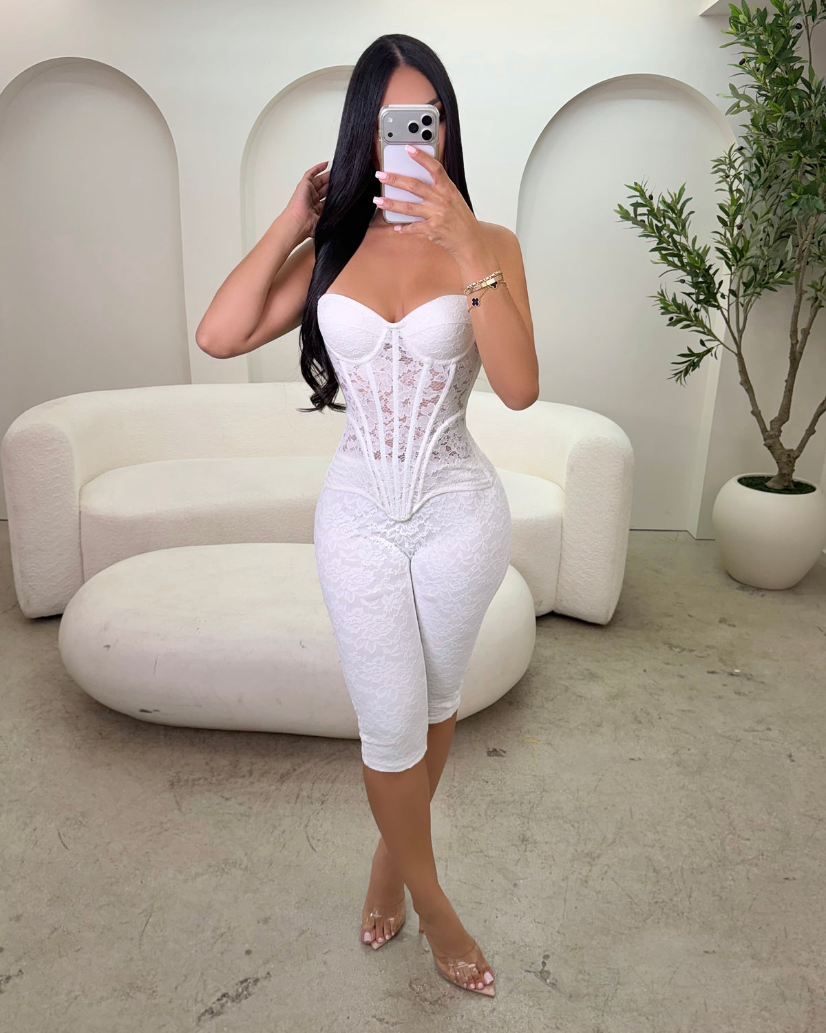 Manhattan Lace Capris