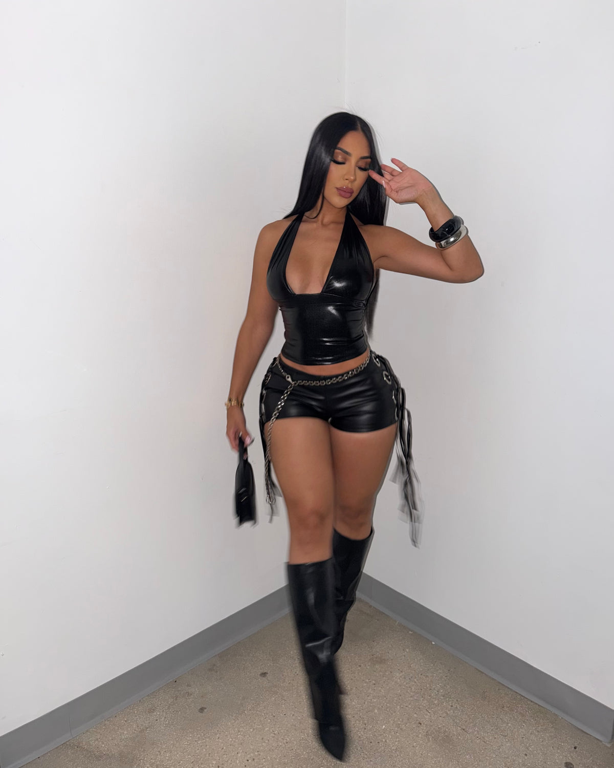 Underground Muse Fringe Short