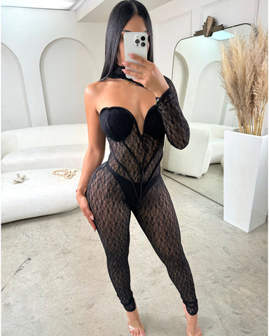 Baddie In Lace Jumpsuit (Undergarment Included)